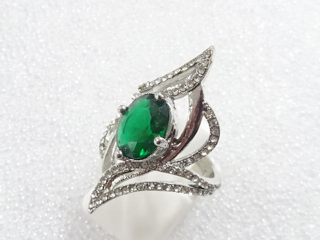 色石　指輪(12号)